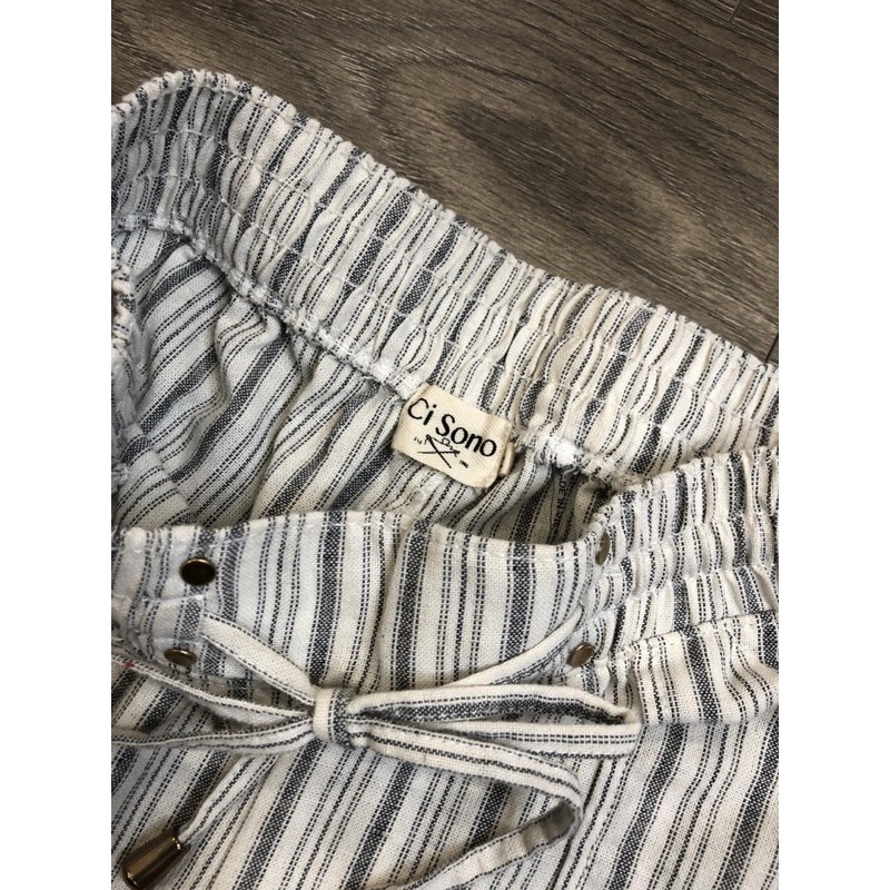 QUẦN SHORT LINEN