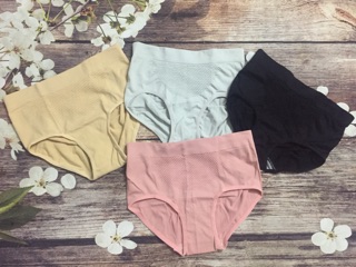 Quần lót định hình nâng mông