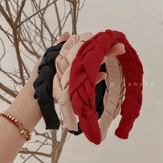 BỜM TÓC TẾT CHÂN RẾT