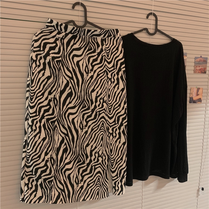 Chân váy dài dáng chữ a vải mỏng lưng cao họa tiết ngựa vằn thời trang 2021 cho nữ | BigBuy360 - bigbuy360.vn