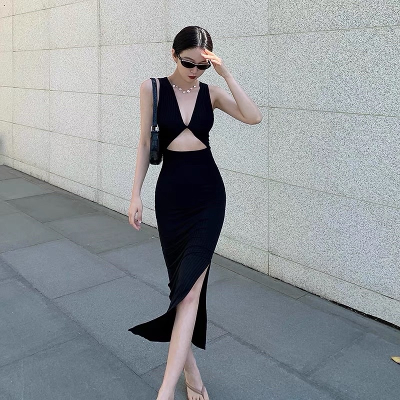 Đầm Sát Nách Ôm Body Dáng Dài Xòe Thiết Kế Đan Xoắn Sau Lưng Siêu Ấn Tượng D060 | BigBuy360 - bigbuy360.vn