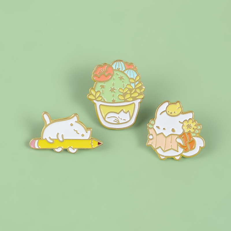 Huy Hiệu Cài Áo Hình Mèo / Thỏ Hoạt Hình Dễ Thương