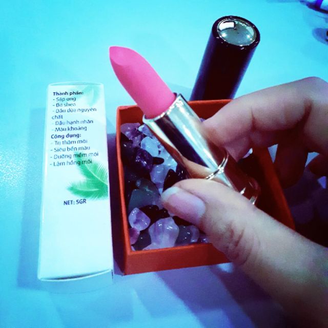 SON MÔI DẦU DỪA HANDMADE