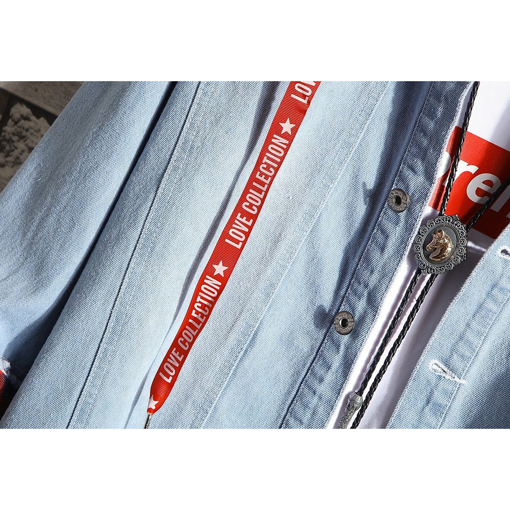 Áo khoác jean nam thiết kế phối caro đỏ, áo nam thiết kế trẻ trung năng động cá tính | BigBuy360 - bigbuy360.vn