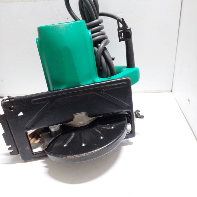 MÁY CẮT GỖ MAKITA NHẬT 950W ĐIỆN 100V