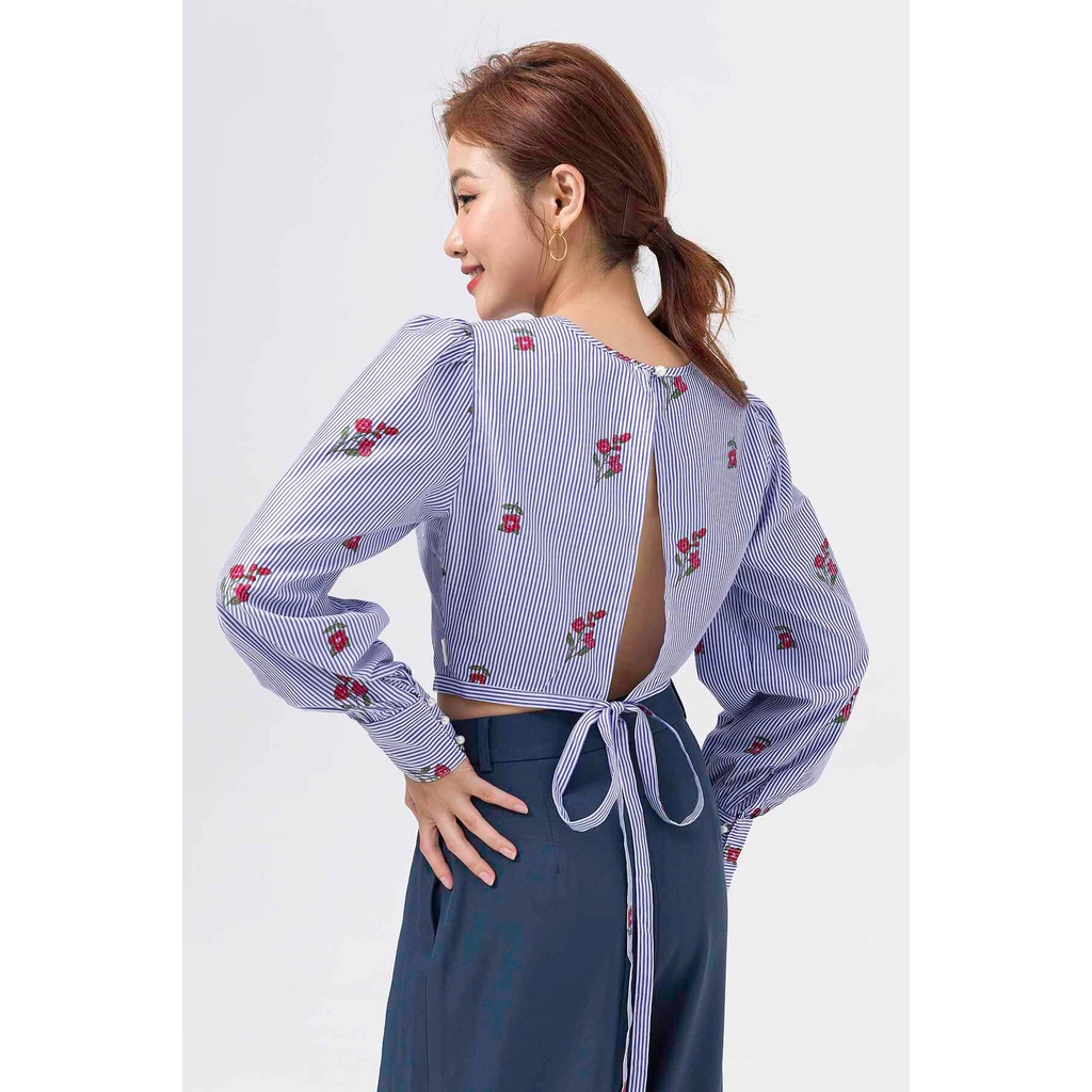 Áo croptop xẻ lưng VIENNE TRAN V61B21Q004