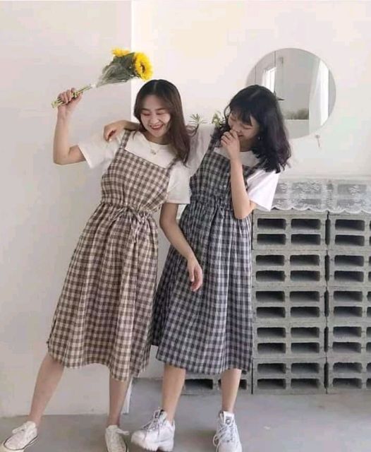 Váy Yếm Kẻ Caro + Croptop Ullzang