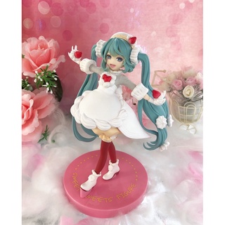 Mô hình Hatsune Miku - Sweet Sweets Figure - Strawberry Shortcake