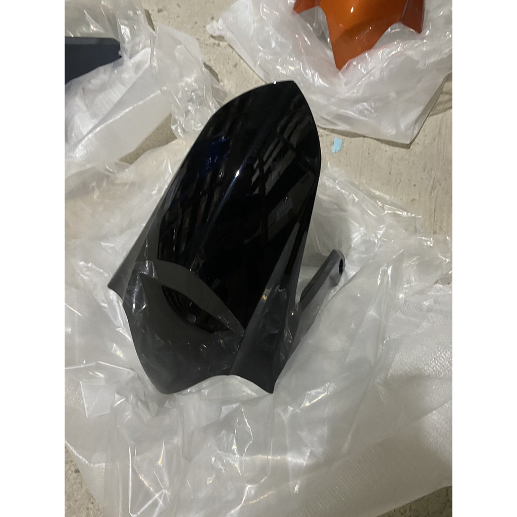 Dè trước chắn bùn winner