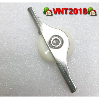 Con lăn cửa lùa inox tiện dụng