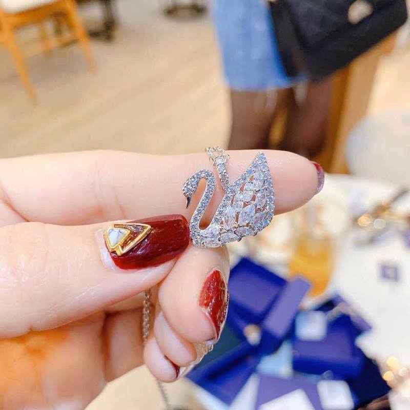 Dây chuyền Swarovski thiên nga lớn đính đá Swarovski 5296469