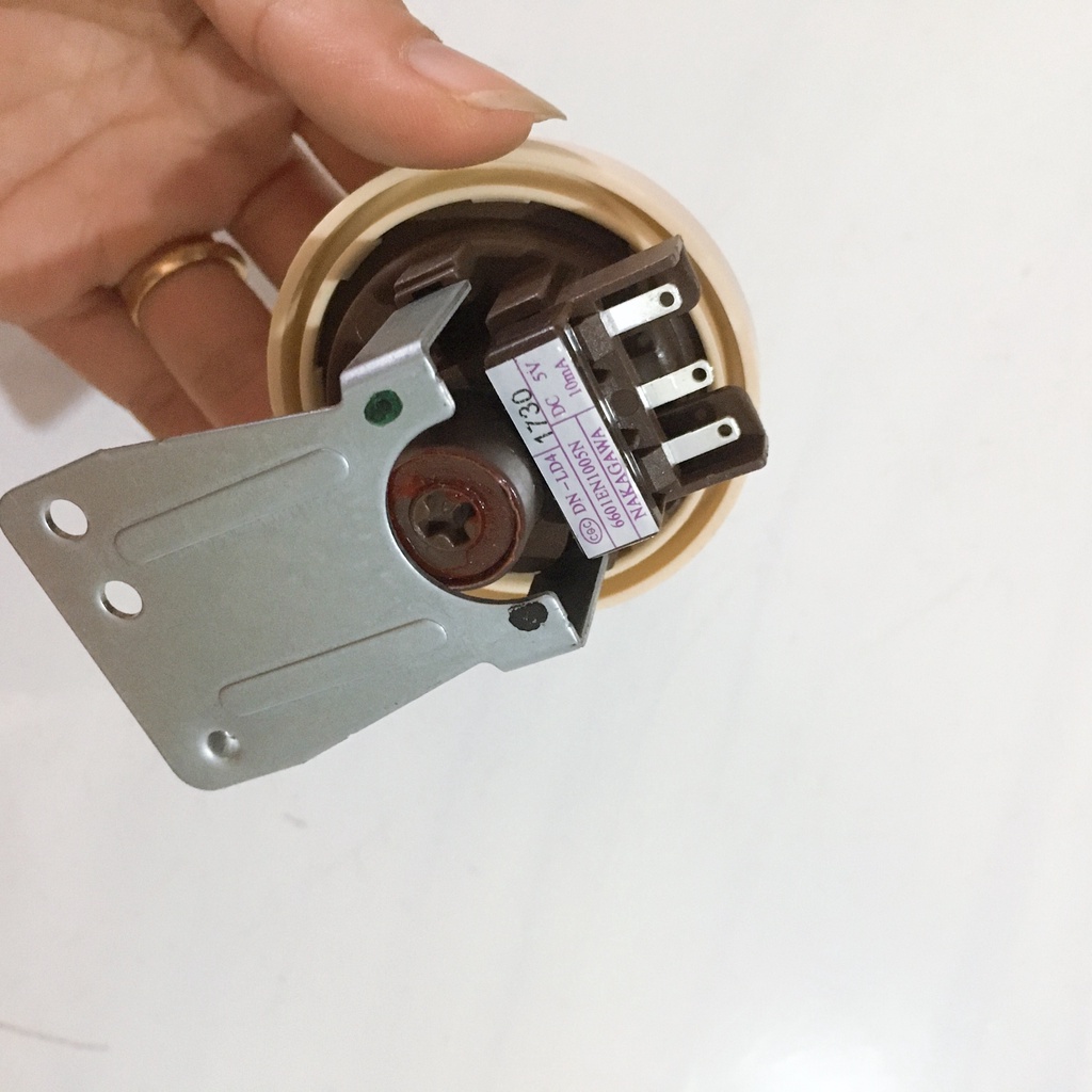 Phao máy giặt LG cửa ngang - Phao áp suất, van áp lực máy giặt cửa ngang LG