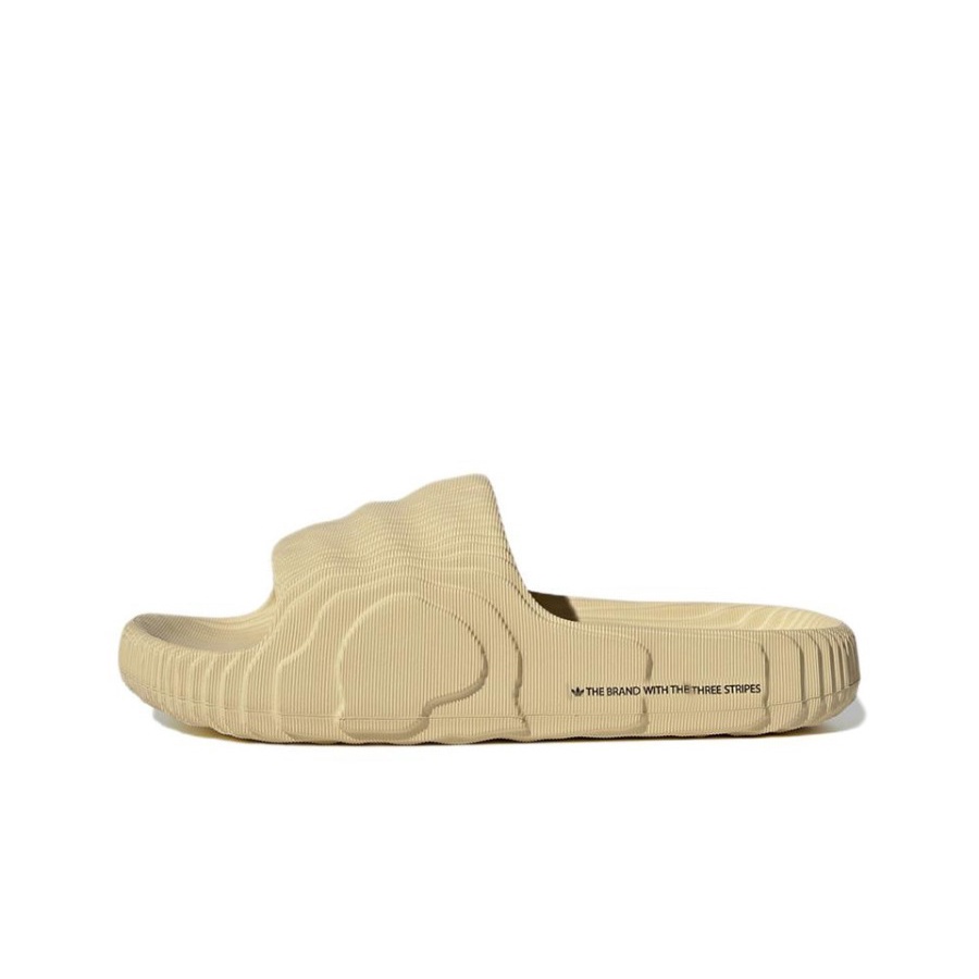 Dép Adidas Adilette 22 GX6945 Chính hãng mang êm chân, bền, đẹp.