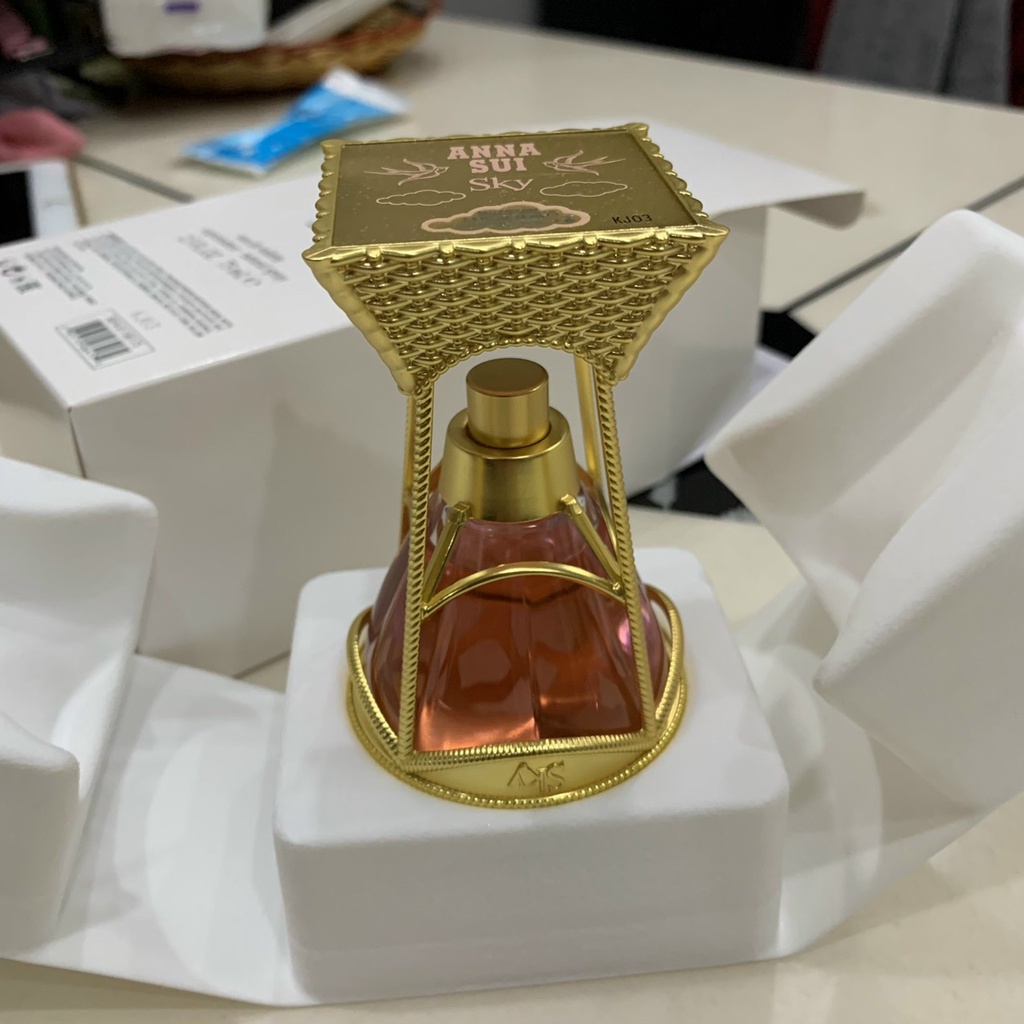 Nước hoa nữ Anna Sui Sky EDT 75ml Tester (Hộp như hình)