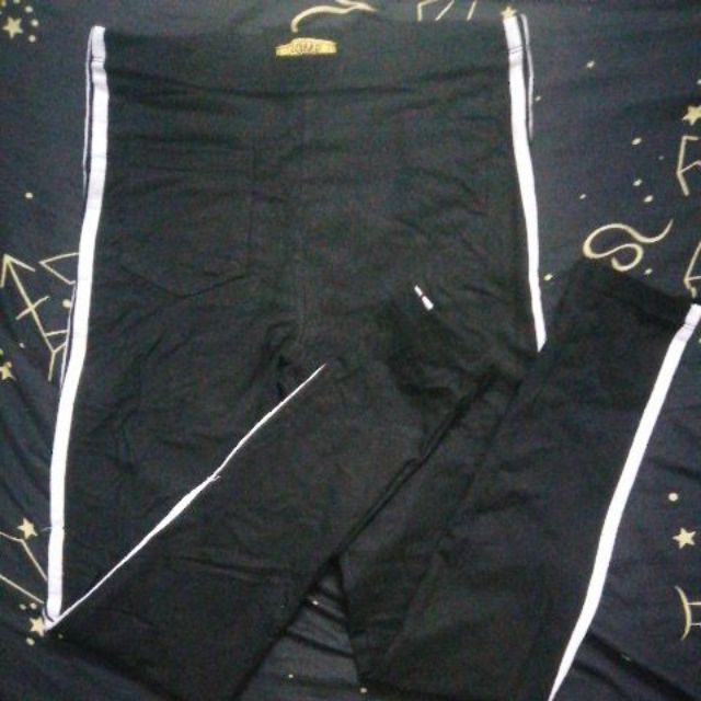 Quần legging (thanh lý)