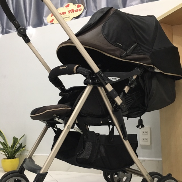 Xe đẩy Nhật Combi Granpaseo