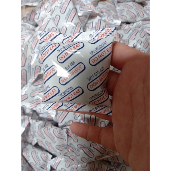 1kg hút ẩm loại 10-20-30gam 1 gói