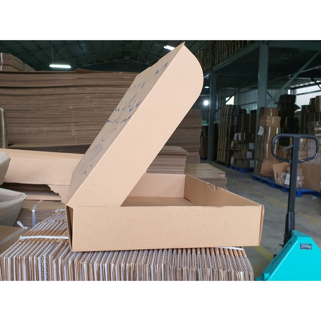 33x24,5x5,5 - 25 hộp carton nắp gài sang đẹp chắc chắn V258