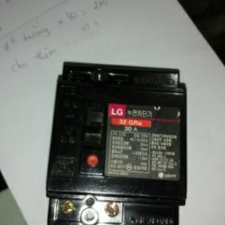 Aptomat chống giật LG 30A