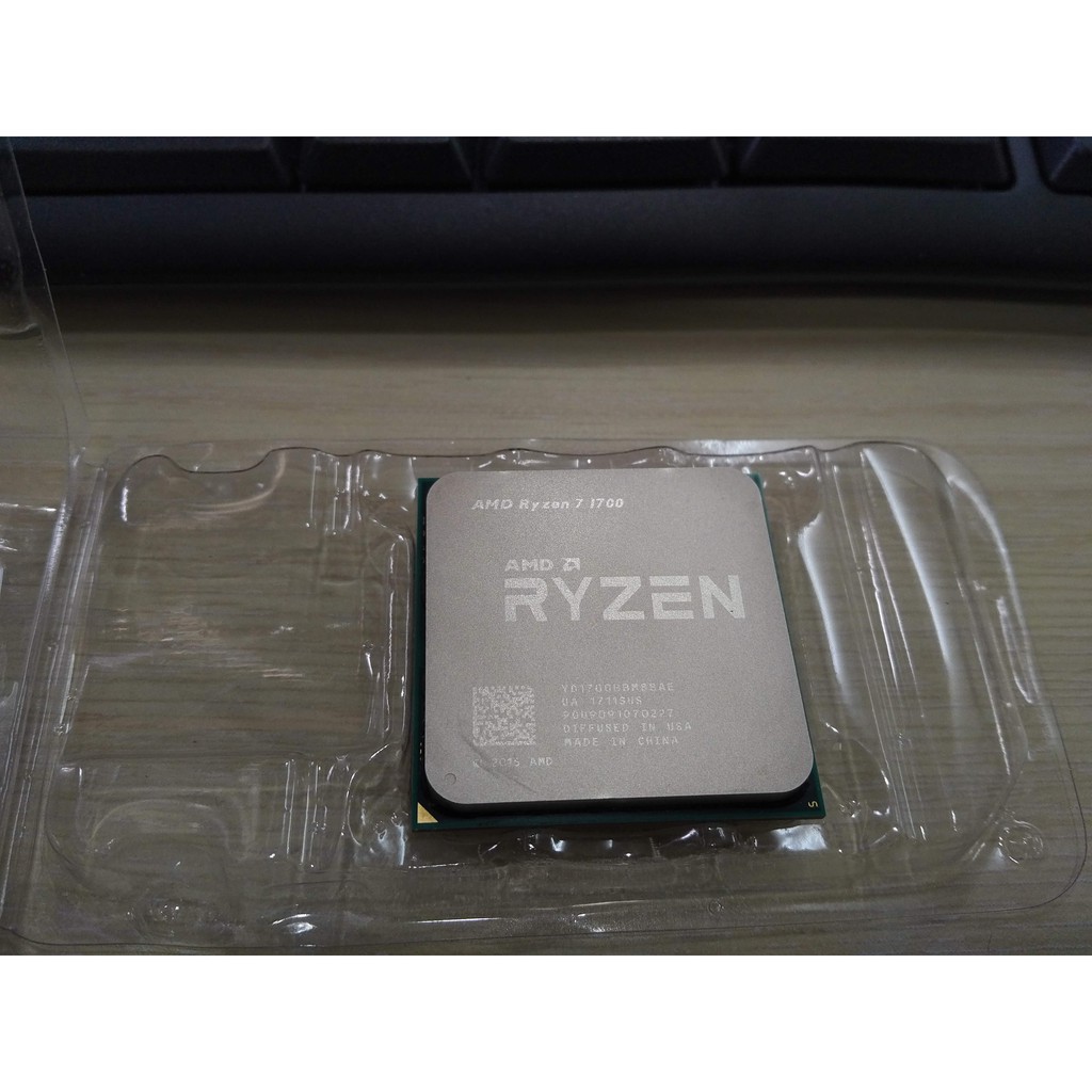 CPU máy bàn AMD Ryzen 7 1700 8 nhân 16 luồng upto 3.7GHz socket AM4 hàng tray không quạt