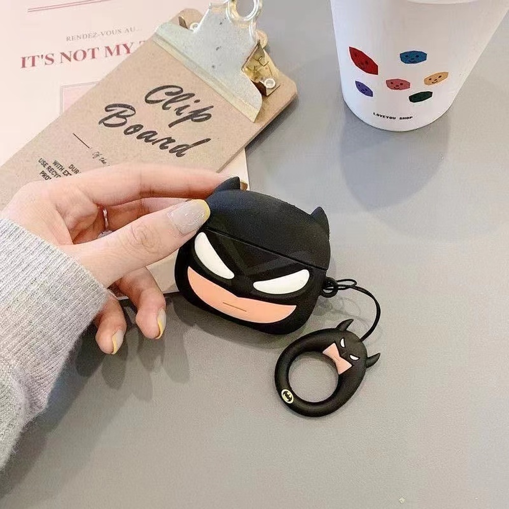 Vỏ Bảo Vệ Hộp Sạc Tai Nghe Airpods Pro 4 / Pro / Batman Số 1 Họa Tiết Hoạt Hình Siêu Dễ Thương