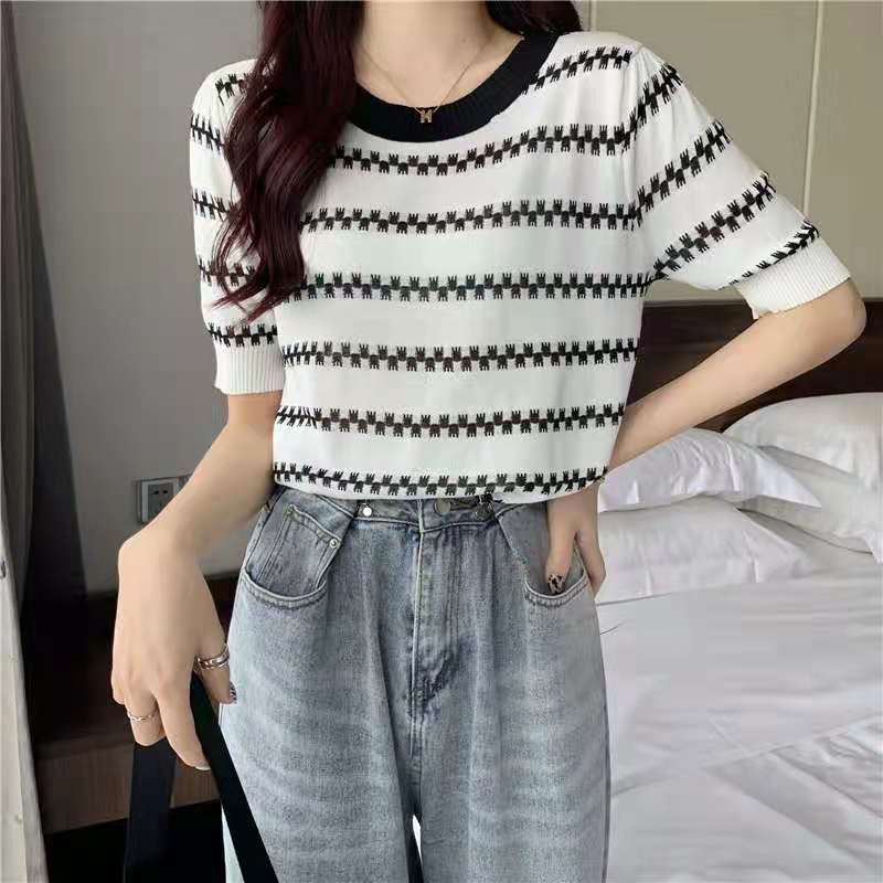 Áo thun tay ngắn cổ tròn dáng rộng họa tiết kẻ sọc phong cách Hàn Quốc thời trang dành cho nữ