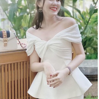 Áo peplum xoắn ngực trễ vai cổ vuông