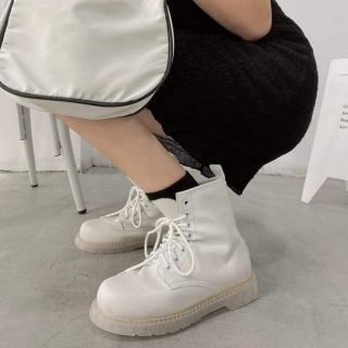(ORDER) Bốt ulzzang trắng cá tính