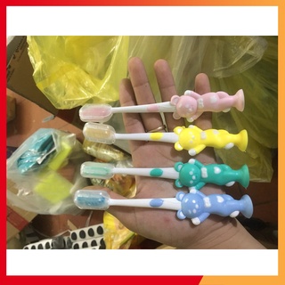 Set 4 bàn chải cho bé