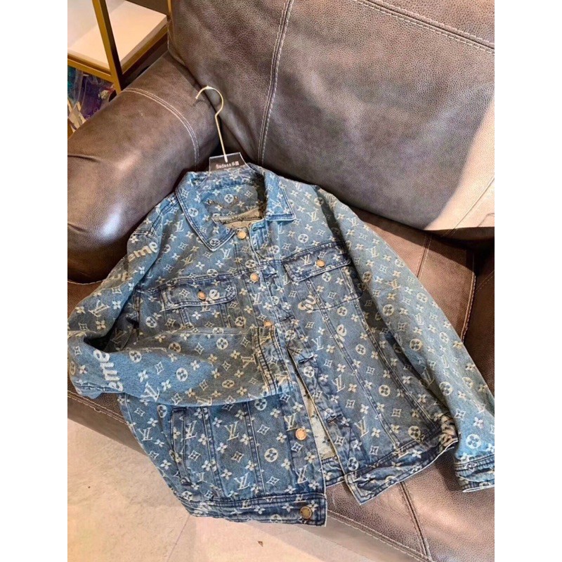 Áo khoác bò Louis Vuitton LV hàng cao cấp logo in cực xịn màu sắc mới nhất năm nay