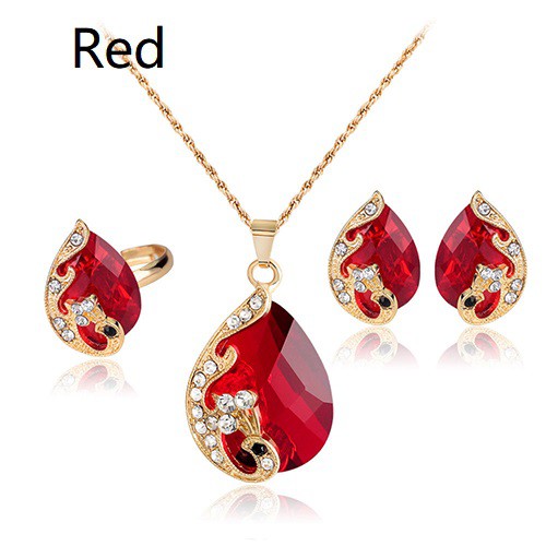 Bộ Vòng cổ + Bông Tai + NhẫN ĐíNh Đá M07