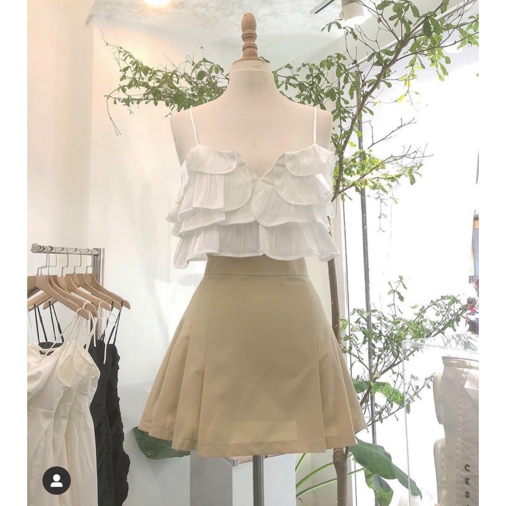 Set croptop trắng 2 dây bèo tầng, Chân váy nude xếp ly | BigBuy360 - bigbuy360.vn