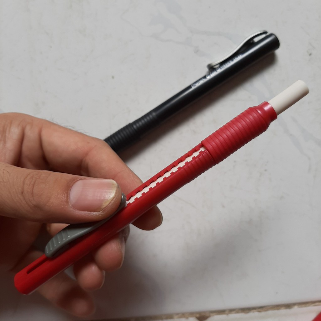 Gôm đẩy dạng cây bút Pentel