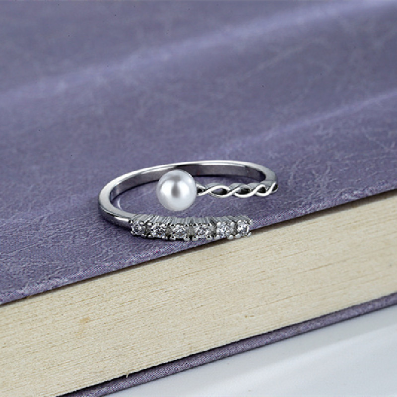Nhẫn hợp kim thời trang đính đá và ngọc trai nhân tạo