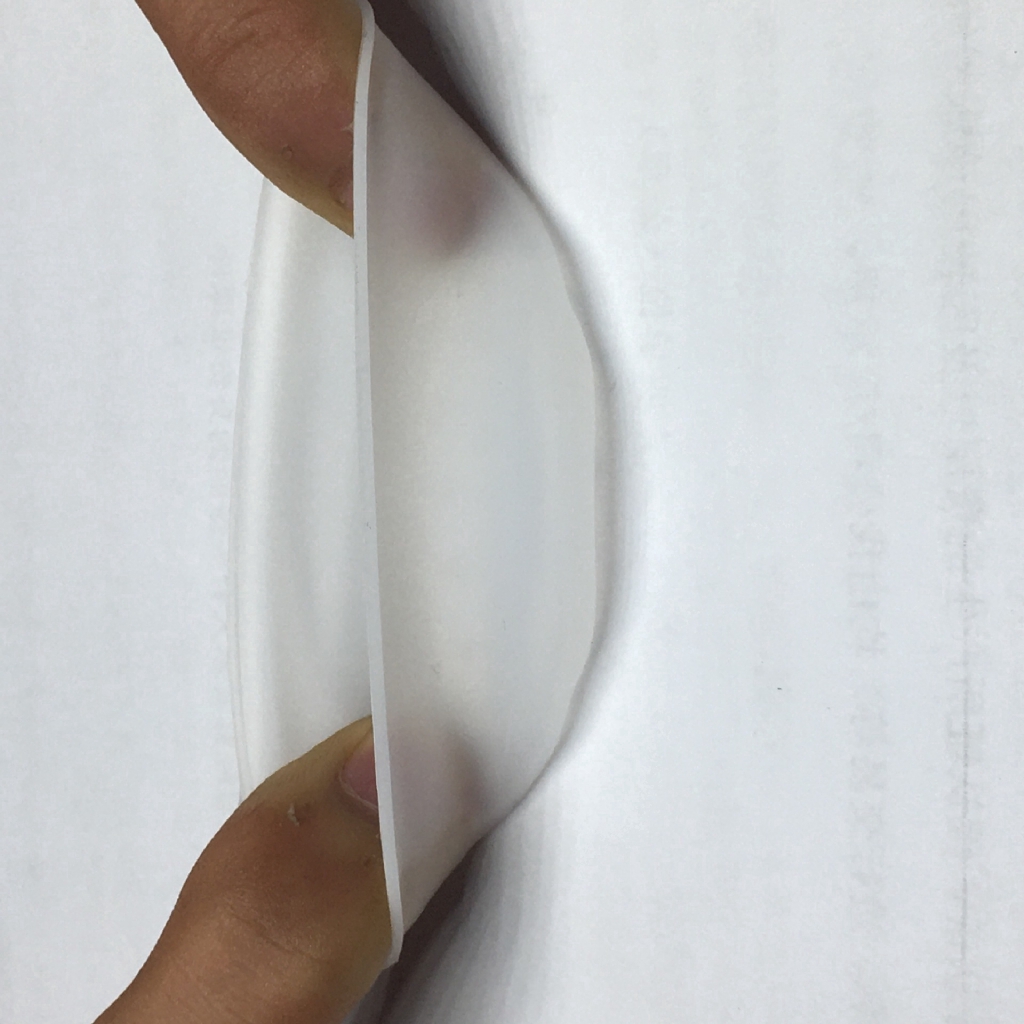 Bộ 4 miếng bọc chân bàn ghế bằng silicone tiện dụng