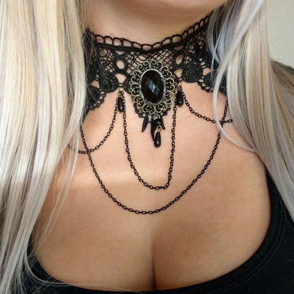 Vòng Cổ Choker Bằng Ren Màu Đen Xỏ Hạt Phong Cách Steampunk Cổ Điển Gợi Cảm Cho Nữ