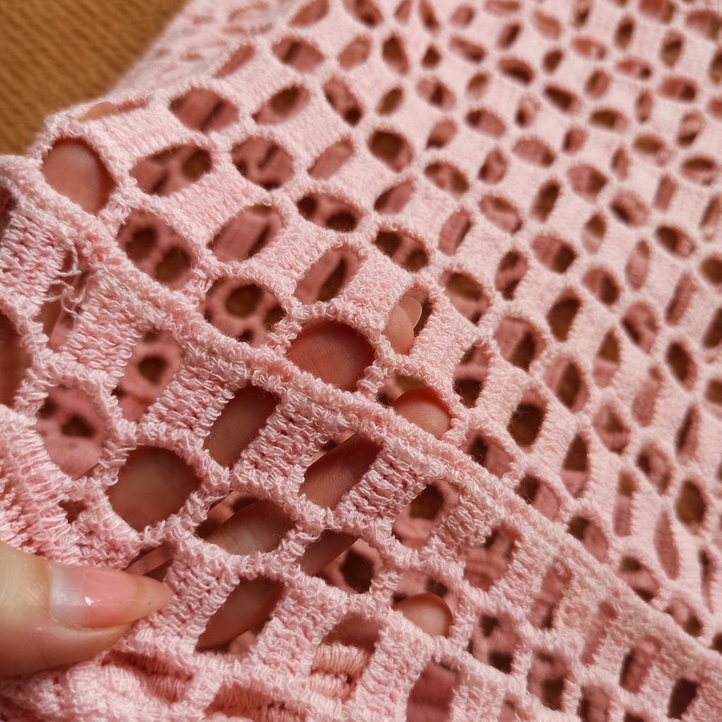 Thanh lý áo len màu hồng