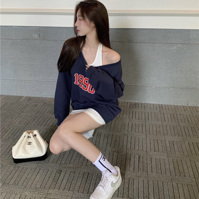 Set đồ COZOKC gồm áo len dáng rộng cổ chữ V và đầm ôm dáng phong cách Hàn Quốc thời trang cho nữ