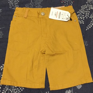 Quần Sóc Zara kid chất kaki co giãn thoải mái.