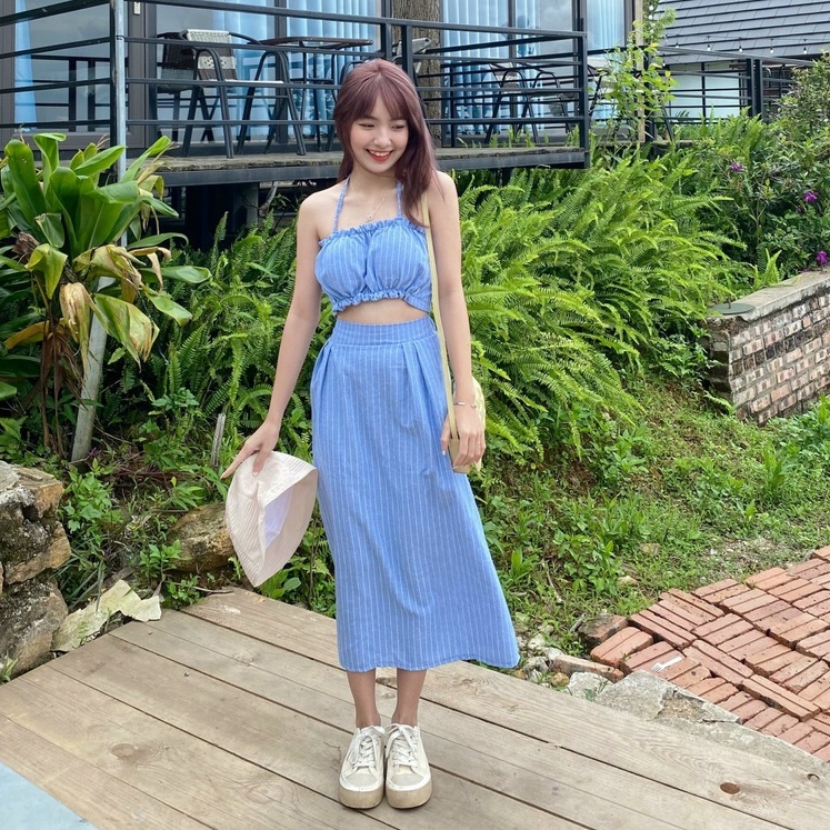 set đi biển váy kèm chân váy chữ A đi biển, đi chơi cực xinh, áo cổ yếm kèm chân váy