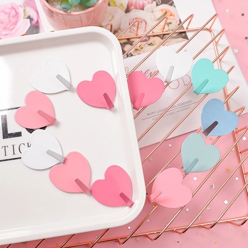 Móc treo đồ bằng thép không gỉ hình trái tim tiện lợi