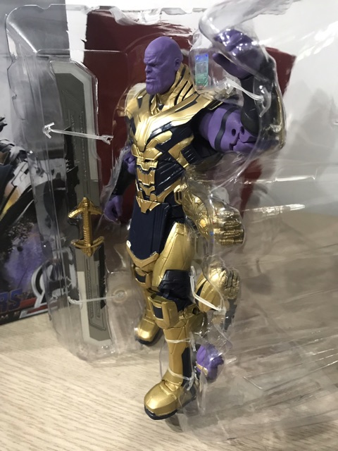 Mô hình Thanos Endgame zdtoys khớp đẹp