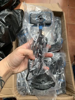WEBCAM CHÂN CAO FULL HD CÓ ĐÈN LED.