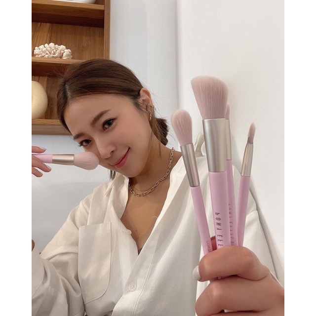 Cọ phấn phủ &amp; má hồng Pony Effect Pro Touch Powder &amp; Cheek