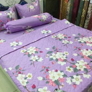 Trọn bộ 5 món gồm 1 mền chần bông,2 vỏ gối chần bông,1 ga bọc chun,1 vỏ gối ôm,chất liệu kate poly........