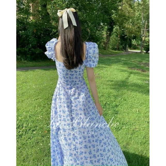 Váy hoa nhí midi xanh dương nhún ngực xẻ tà
