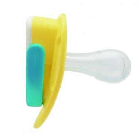 Ty ngậm silicone Pigeon Bước 2 hình sâu bướm, hoa tía, voi, máy bay (5 - 8 tháng)