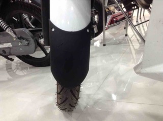 Dè nối trước Raider