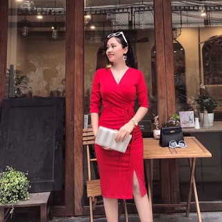 Váy cổ V dây thắt eo