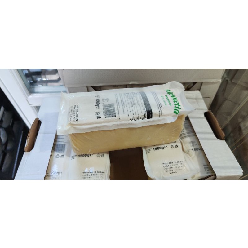 Phô mai mozzarella alpinetta đức khối 1,5 kg